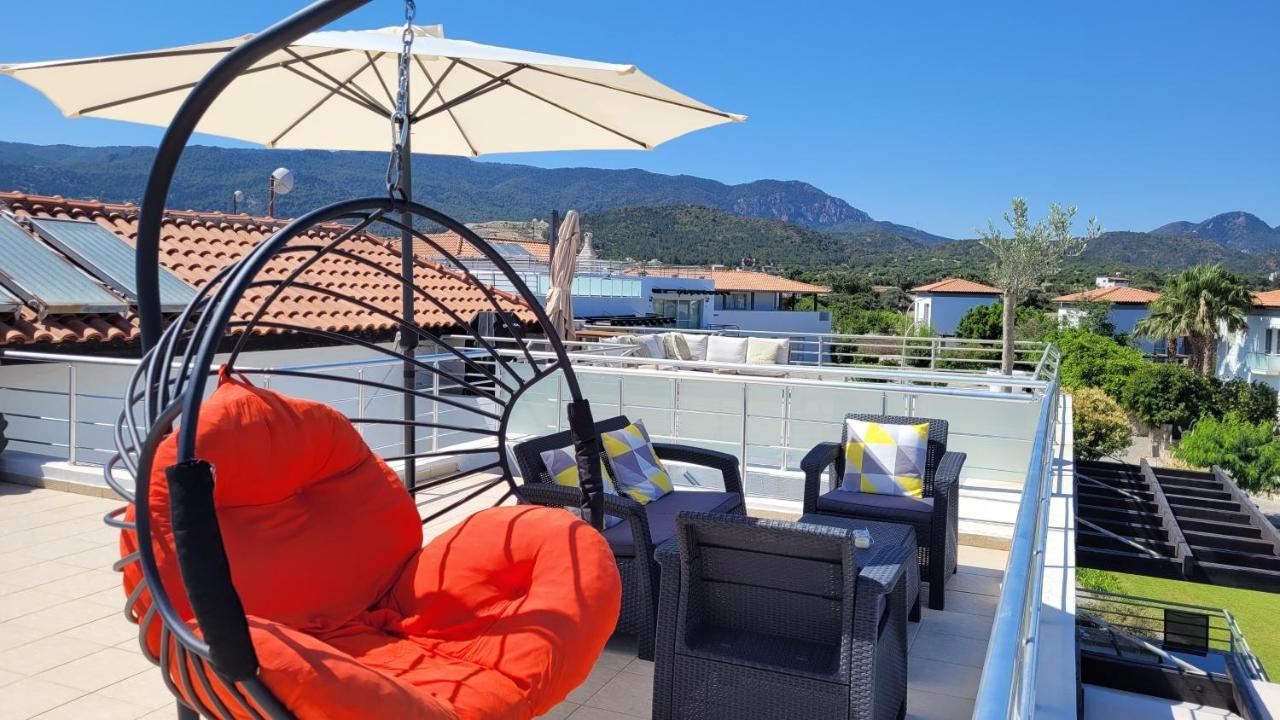 Sea And Mountain View Beachfront Penthouse Yali Exterior foto