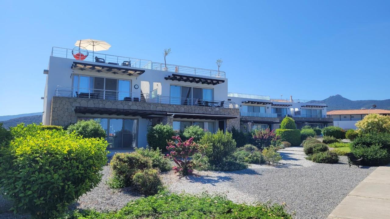 Sea And Mountain View Beachfront Penthouse Yali Exterior foto